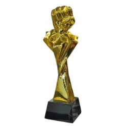 Trophy Fist Yumruq Kuboku